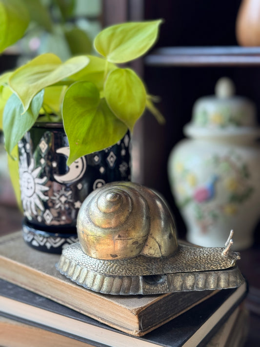Snail ashtray/ trinket dish