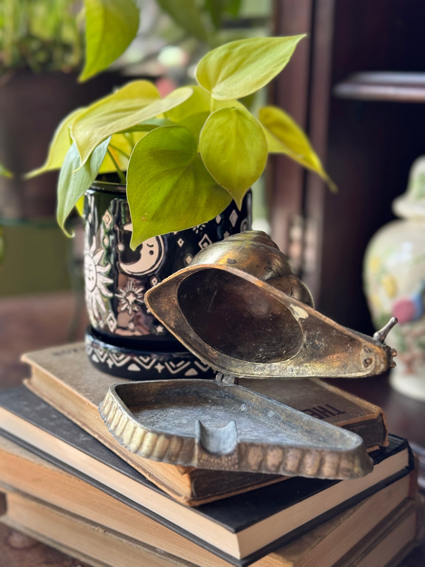 Snail ashtray/ trinket dish