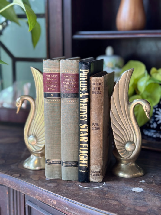Swan Bookend Set