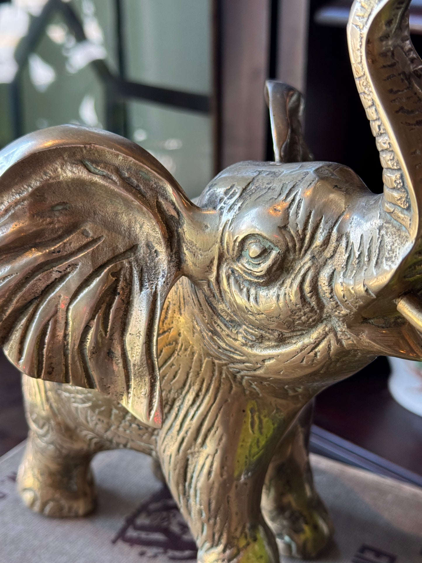 Heavy detailed lucky elephant