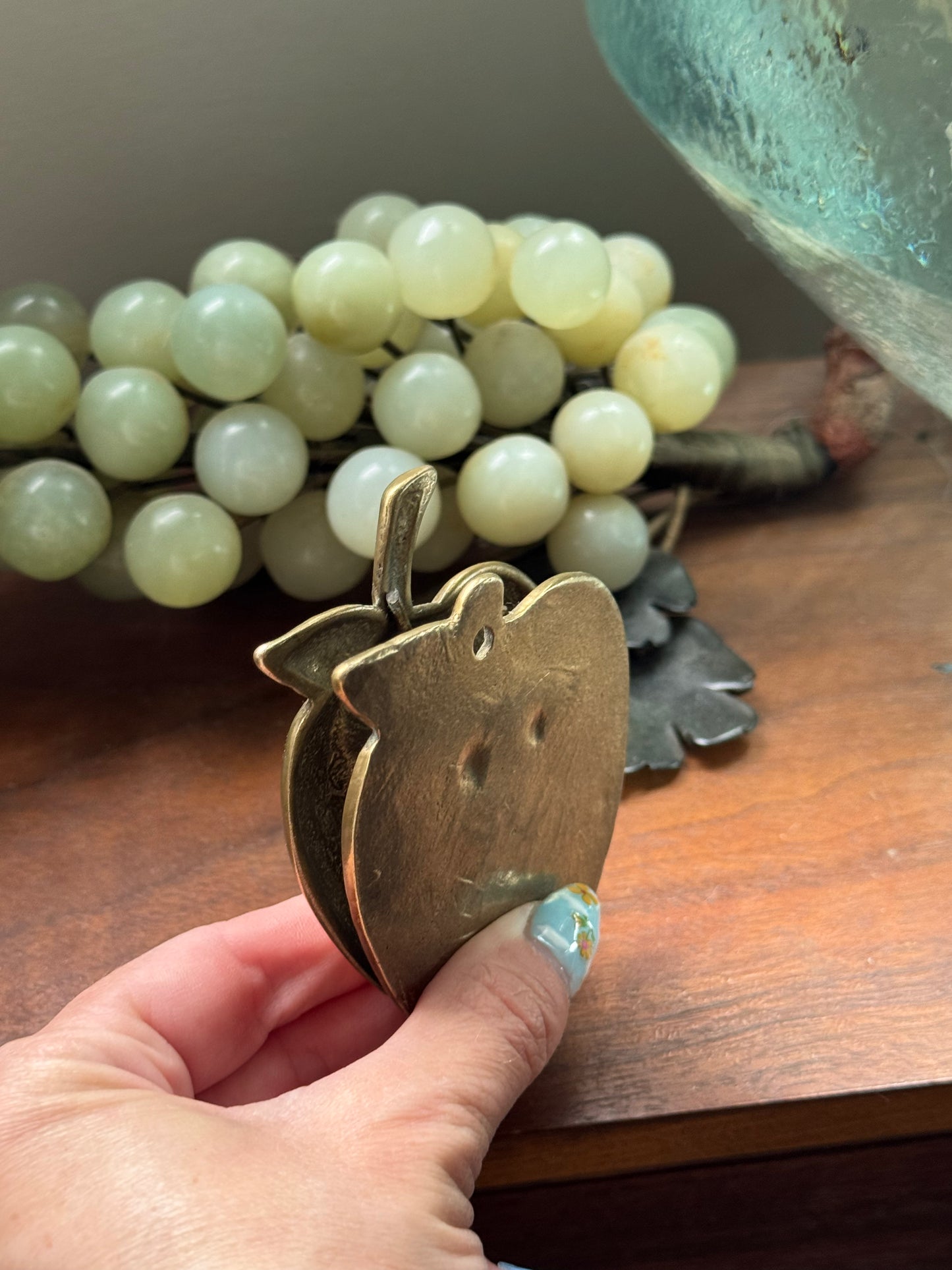 Apple of your eye clip